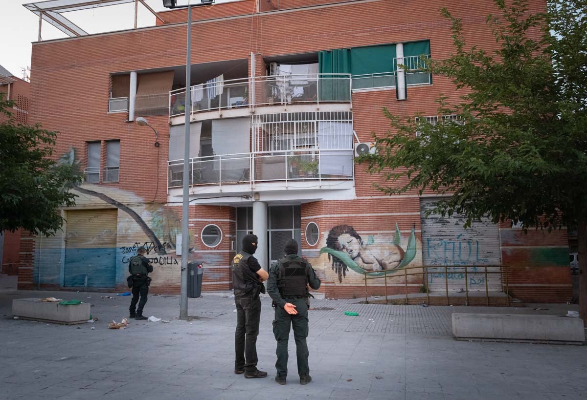 Las imágenes de la redada de la Guardia Civil contra un clan de atracadores