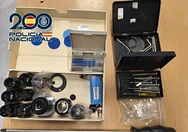 El extraño robo de materiales ópticos en una furgoneta.