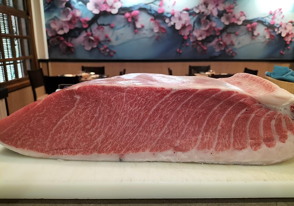 Imagen principal - El maestro del sushi que encontró su hogar en Granada