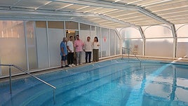Almuñécar mejora la accesibilidad y moderniza los vestuarios de la piscina del complejo de la 3ª Edad