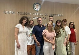 Raquel Rodríguez Blanque, en el centro, con su equipo.