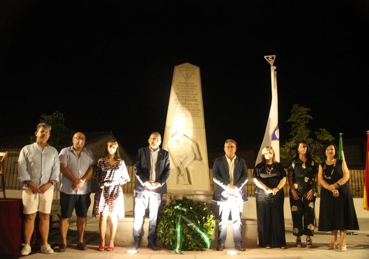 El pueblo de Granada que honra un año más a sus vecinos víctimas del nazismo en Mauthausen