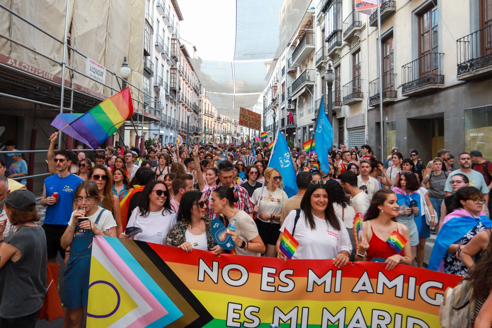 Las imágenes de la manifestación del Orgullo en Granada