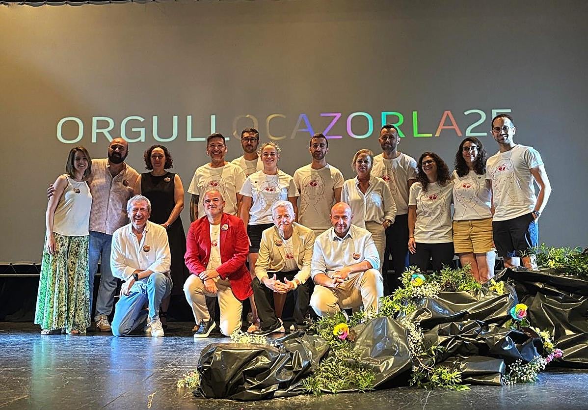 El Colectivo 'Q' en uno de los actos del Orgullocazorla.