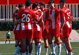 El Almer´ia B ya conoce el grupo de Segunda RFEF, exigente, en el que sabe competir.