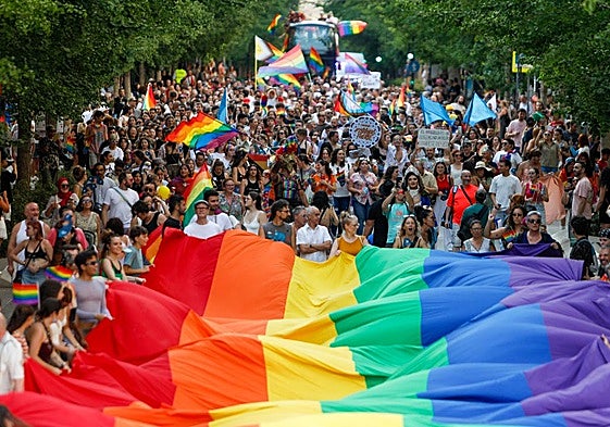 Manifestación por la diversidad de género en Granada.