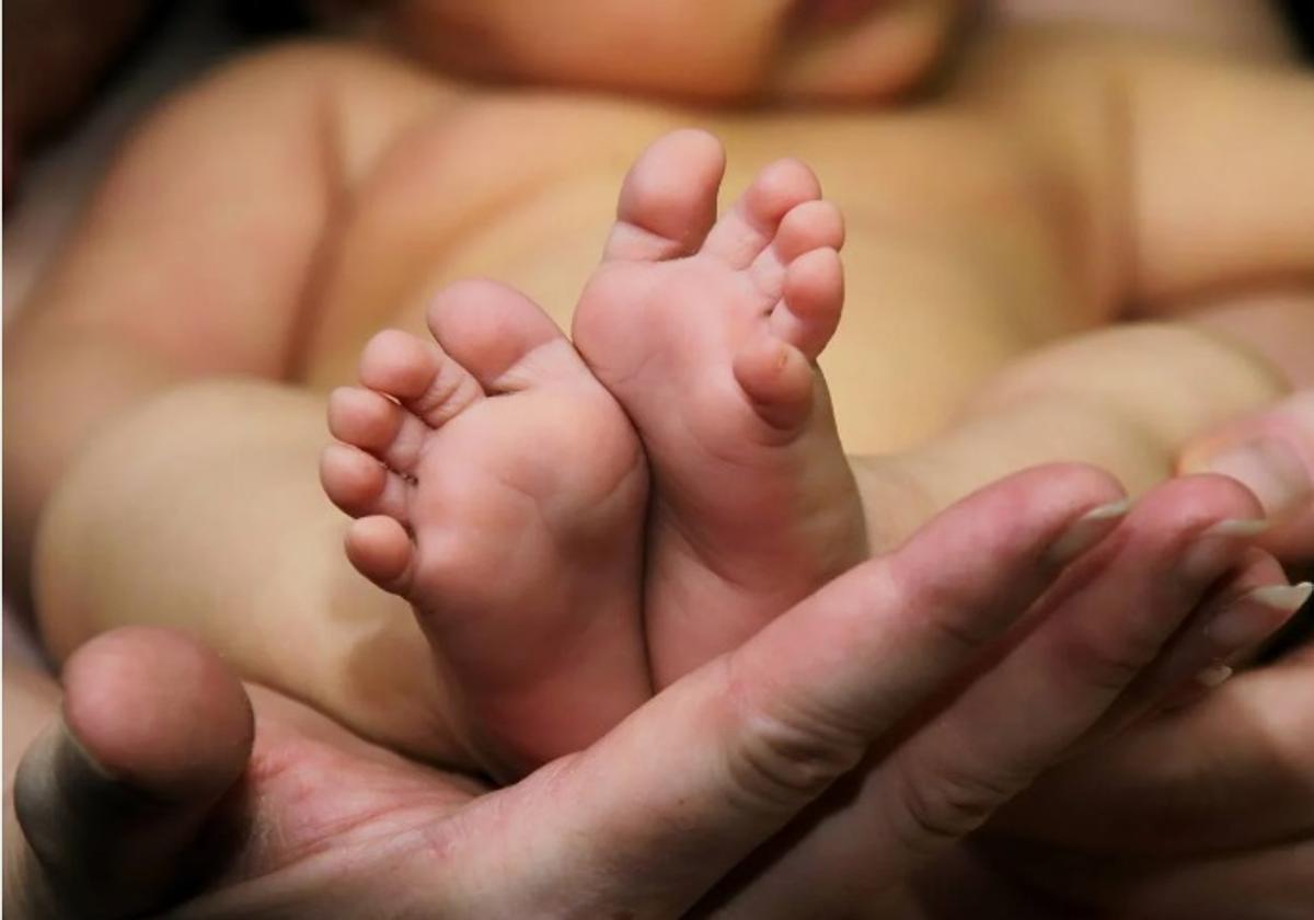 Andalucía amplía su cribado neonatal y detecta hasta...