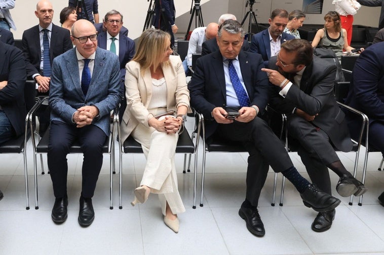 La Junta en Granada respalda a la UGR en su recurso ante la agencia autonómica
