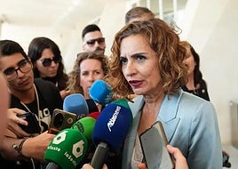 La vicepresidenta primera del Gobierno y vicesecretaria general del PSOE, María Jesús Montero