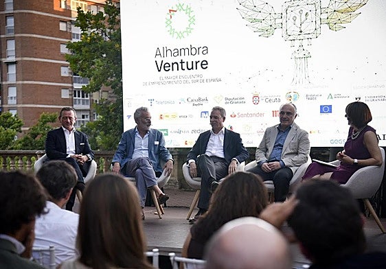 Las grandes empresas explican su papel en la construcción de un ecosistema emprendedor.