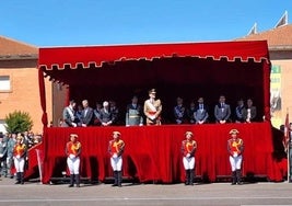Felipe VI presidió la jura de bandera en Baeza en 2024.