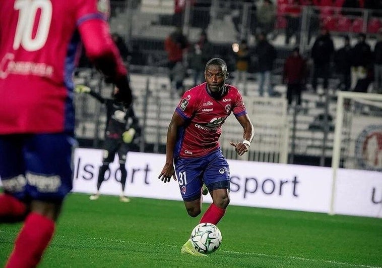 Diallo, el siguiente en oficializarse mientras siguen los flecos con Faye