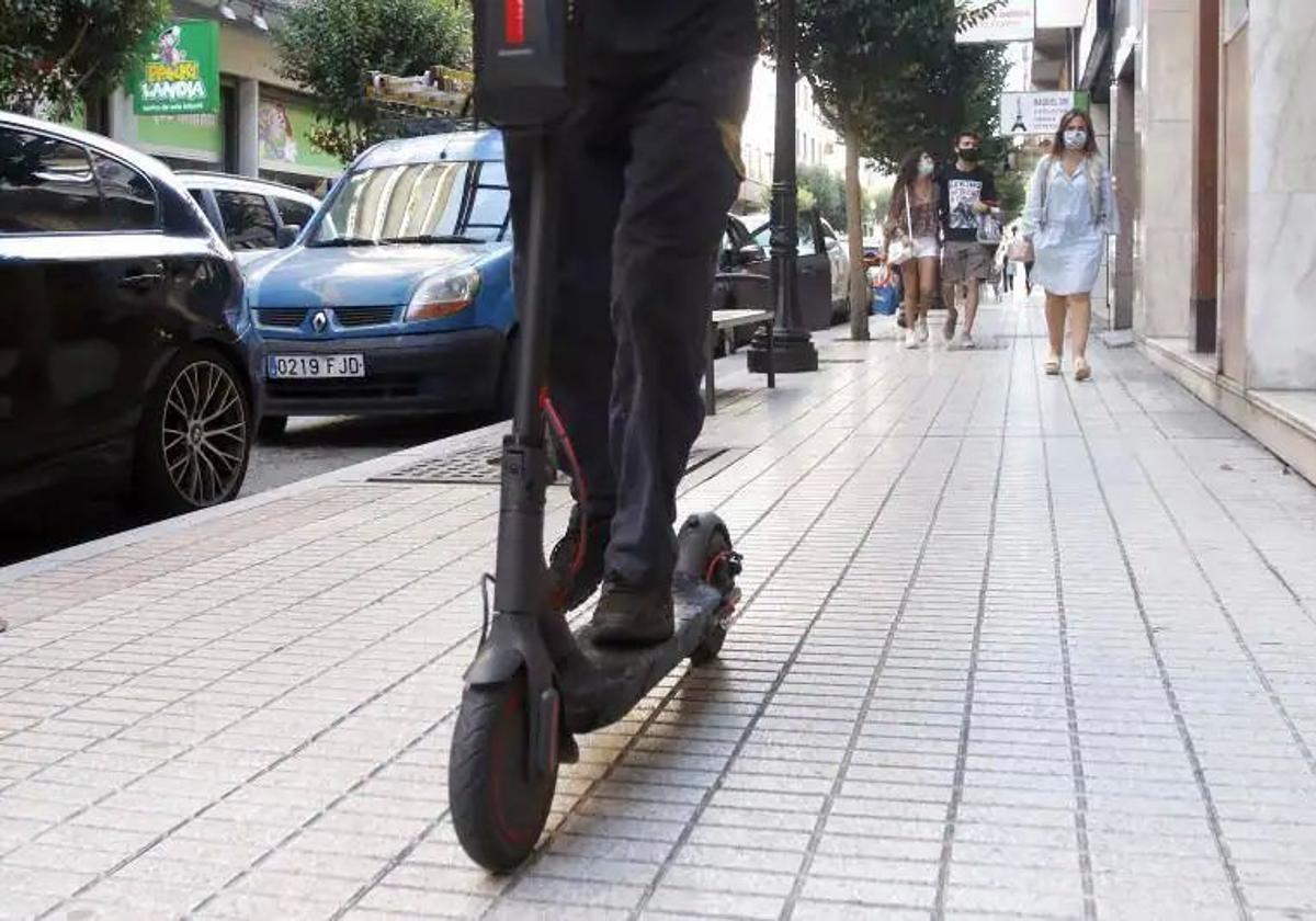 La Policía de Almería sanciona a 52 conductores de...