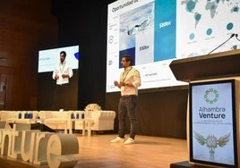 nstante de la presentación de los pitches te tecnologías duales y defensa.