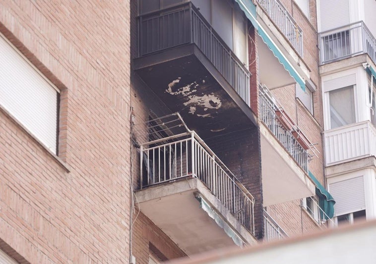 «Sabíamos que tarde o temprano pasaría, ha hecho antes hogueras en ese piso»