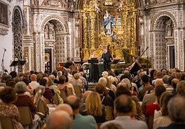 Un momento del concierto de anoche en el Monasterio de la Cartuja.