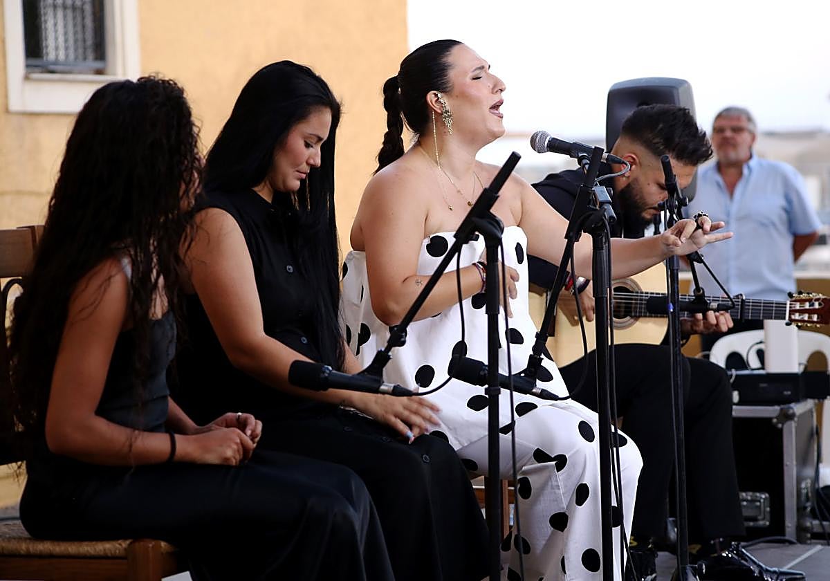 Ana Mar y Antonio de Quero ponen el broche de oro a Plazeando, que ha llegado a más de 2.000 personas en sus cuatro días