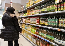 El 'desconocido' aceite de oliva virgen extra al que la OCU le da una puntuación de 93 sobre 100