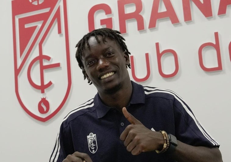 El Granada confirma el fichaje de Souleymane Faye