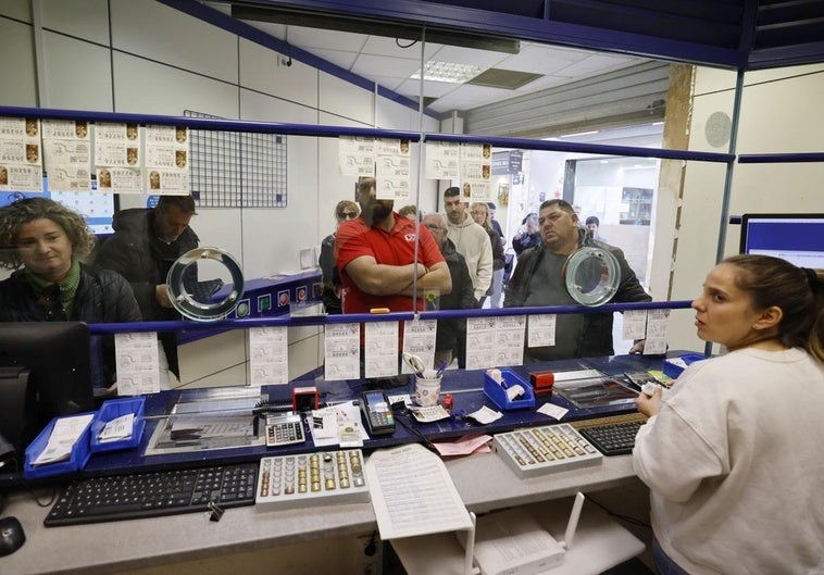 El primer premio de 2 millones de euros de la Lotería Nacional cae en Motril