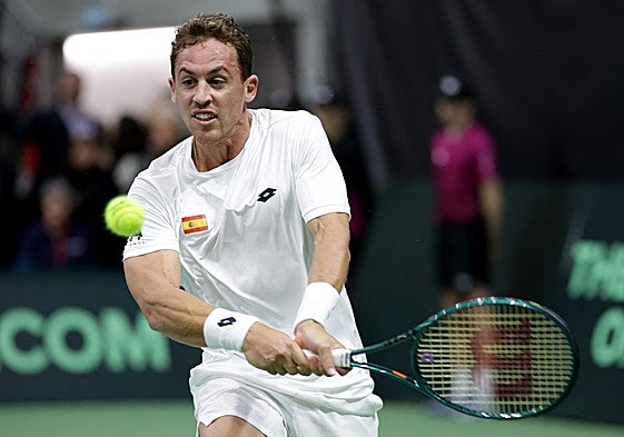 Carballés avanza en Braunschweig