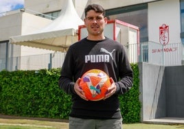 Sergio Ruiz, centrocampista del Granada, durante una entrevista con IDEAL la pasada temporada.