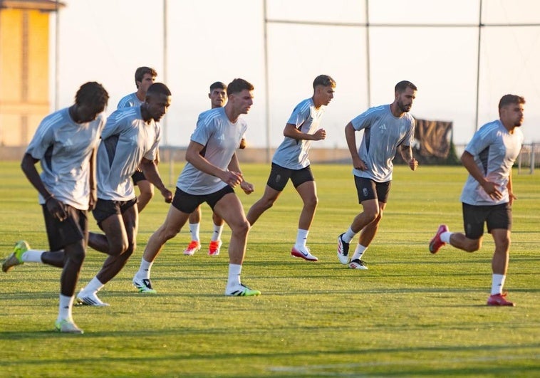 El Granada completa su primer entrenamiento del verano