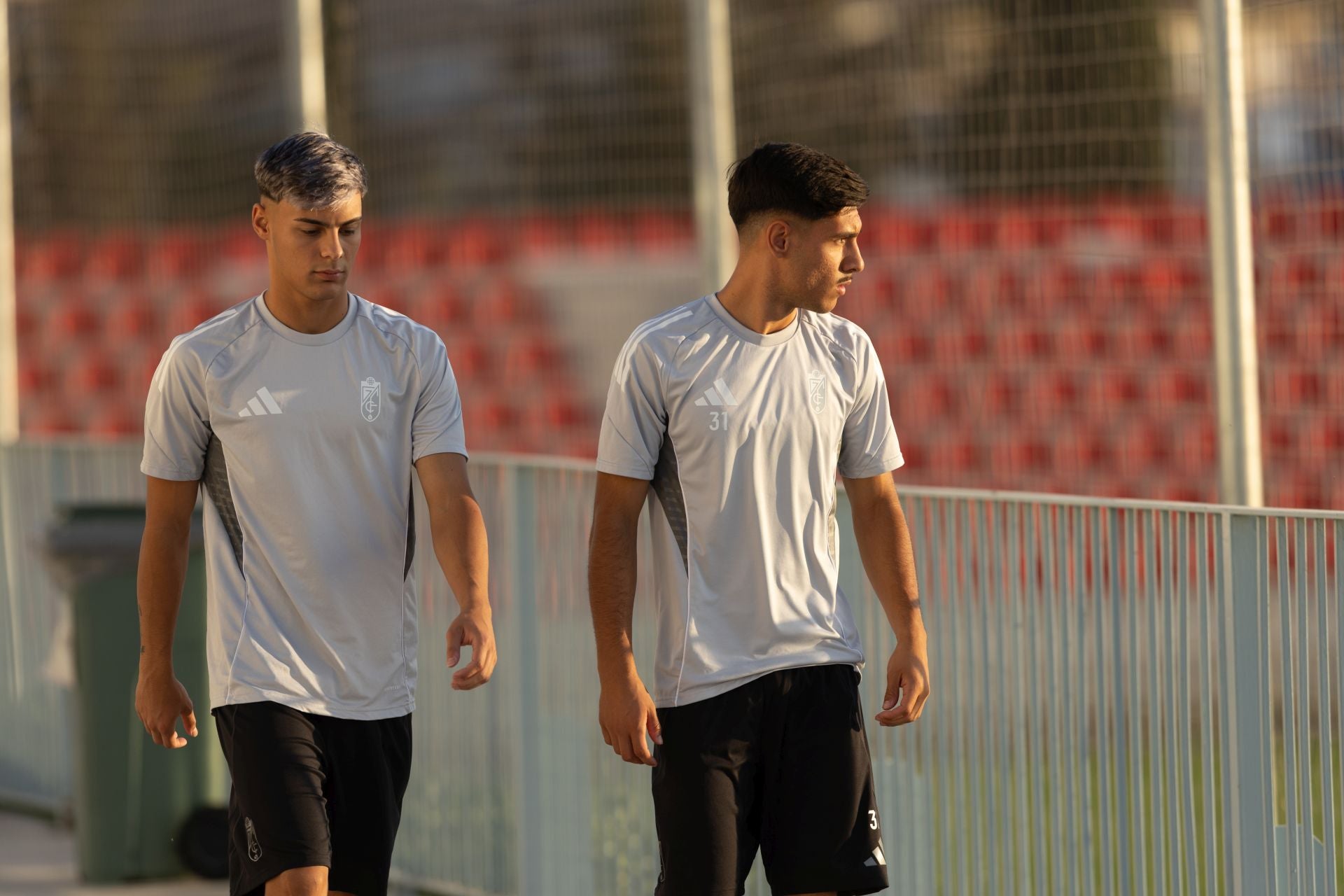 El primer entrenamiento de la pretemporada del Granada, en imágenes