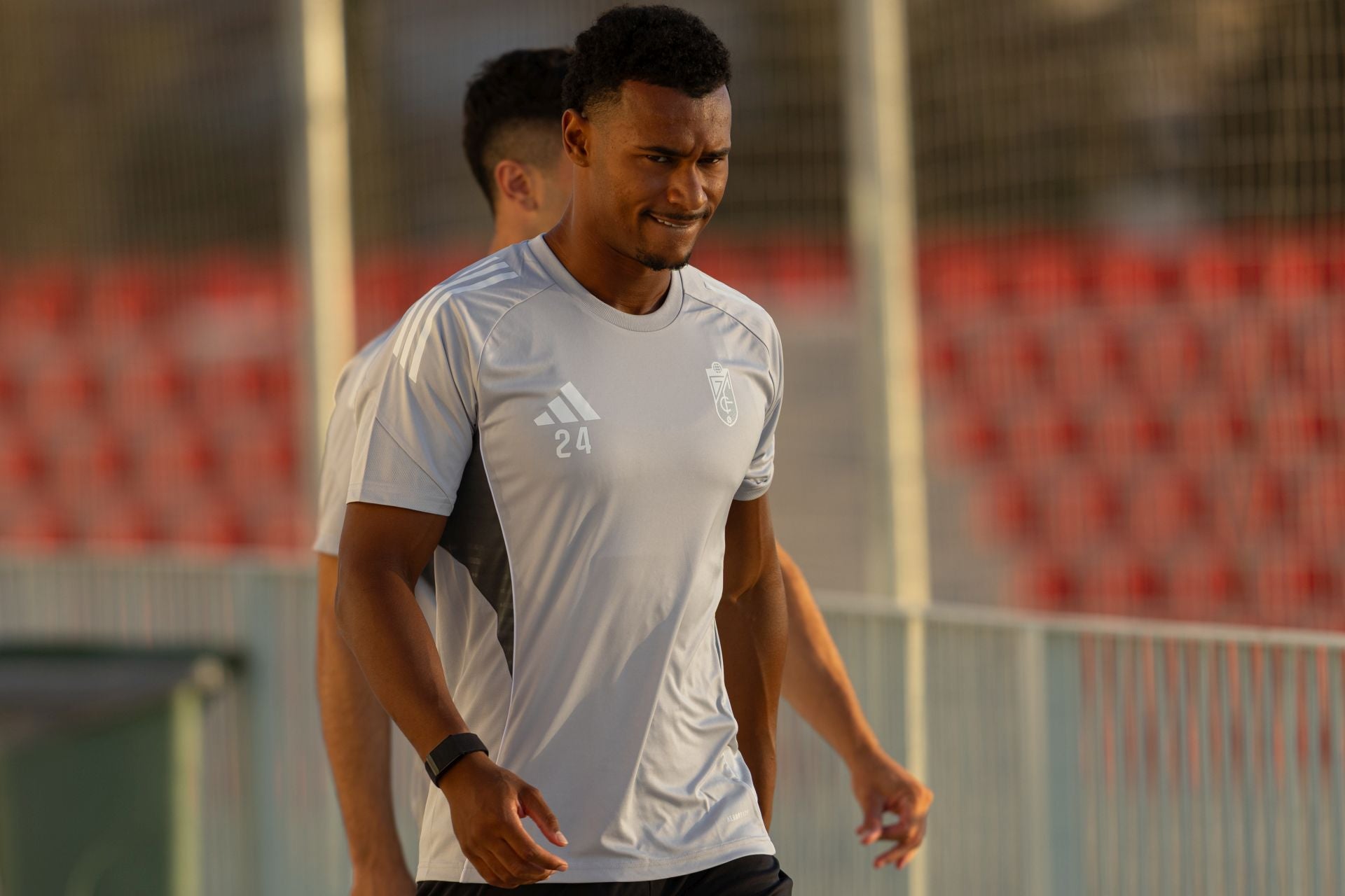El primer entrenamiento de la pretemporada del Granada, en imágenes
