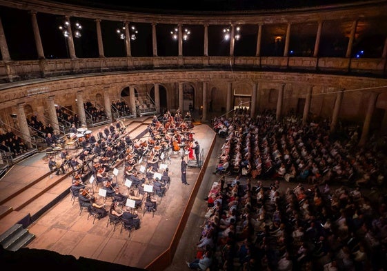 La Orquesta y Coro del Teatro Real, anoche en el Palacio de Carlos V.