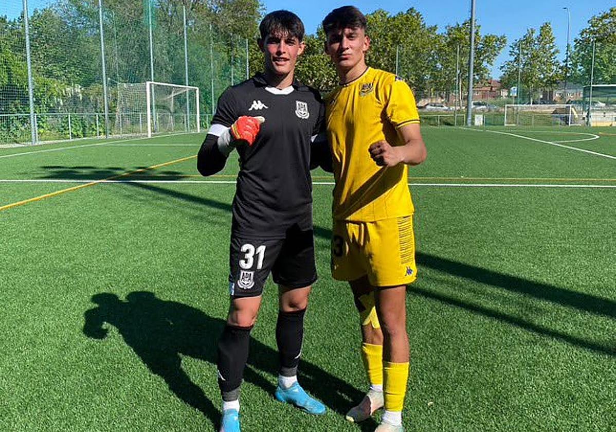 Ángel Hernández e Israel García cuando jugaban en el Arcorcón B.