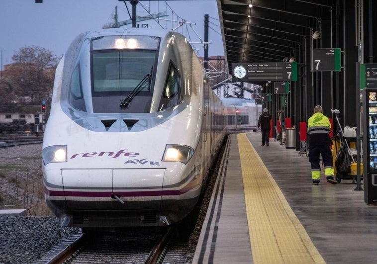 Una nueva incidencia provoca retrasos de una hora de media en los trenes entre Granada y Madrid
