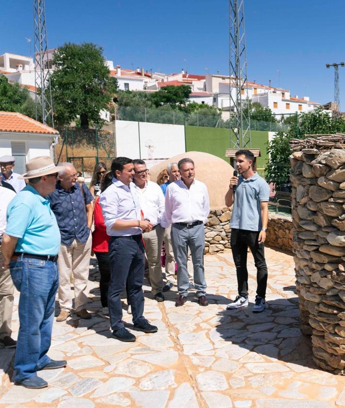 Imagen secundaria 2 - Alcudia de Monteagud inaugura su Parque Temático de la Piedra Seca, el primero de España