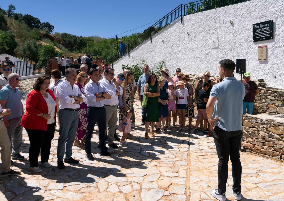 Imagen secundaria 1 - Alcudia de Monteagud inaugura su Parque Temático de la Piedra Seca, el primero de España