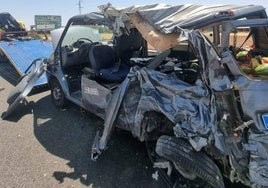 Estado de la furgoneta tras el accidente.
