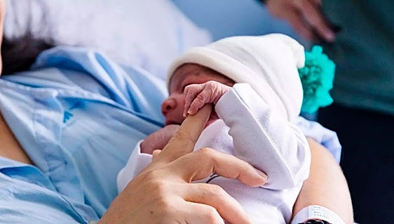 Quién, cómo y cuándo podrá pedir el cheque bebé de Granada