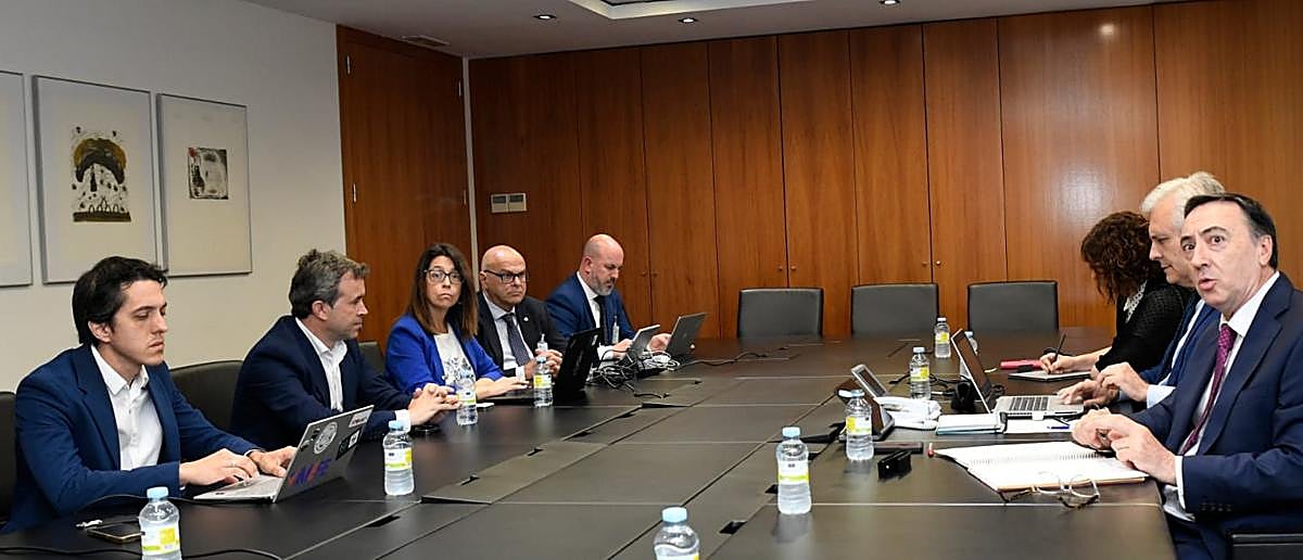 Cuarta reunión de la Mesa Técnica del Ferrocarril.