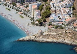 Playa del Tesorillo en Almuñécar.