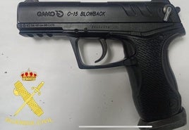 Pistola requisada al menor en Maracena.