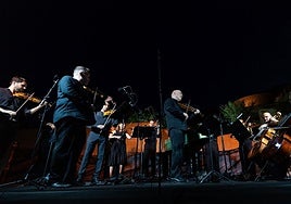 Actuación de la OCAL en el Anfiteatro de Rodalquilar.