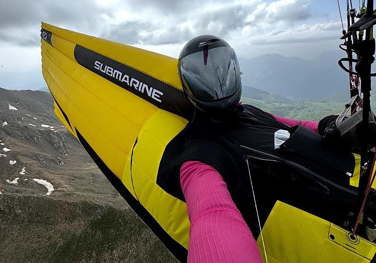 Marcelo Sánchez se hace un selfi en pleno vuelo.