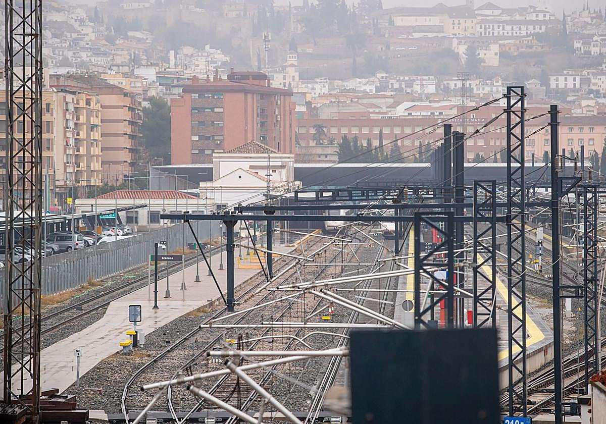Acceso a la estación de Andaluces en una imagen de archivo.