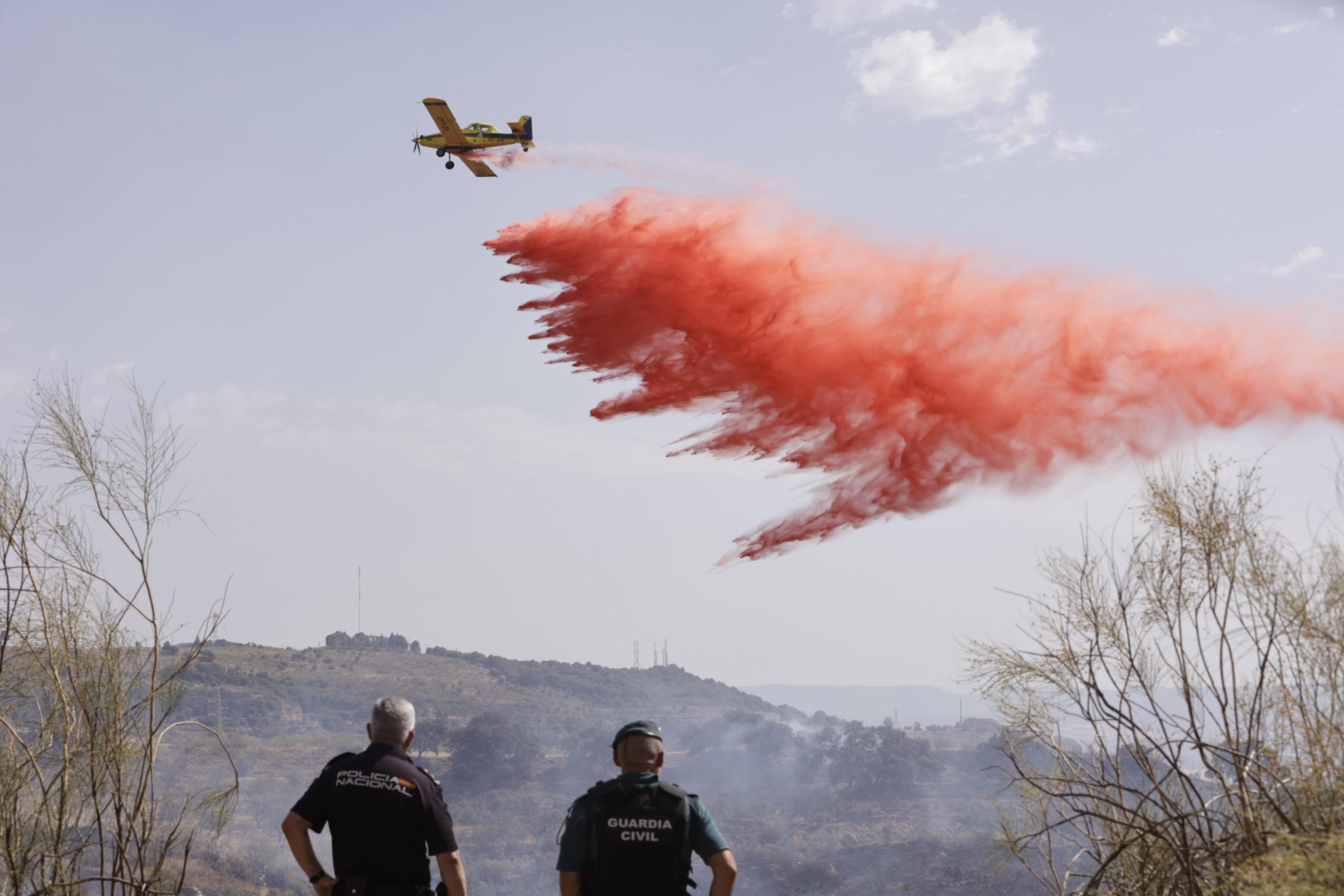 Las espectaculares imágenes del incendio declarado en Jun