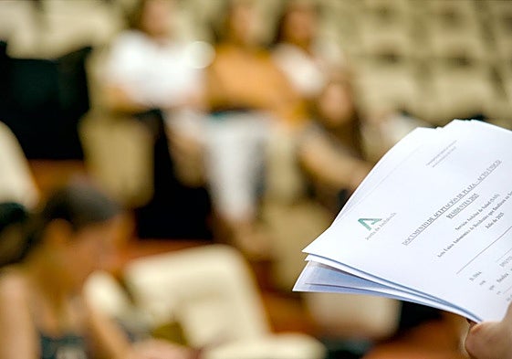 Jaén suma 48 plazas de especialista para residentes en medicina que finalizan su formación