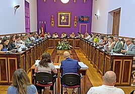 Imagen de archivo de un pleno en el Ayuntamiento de Jaén.