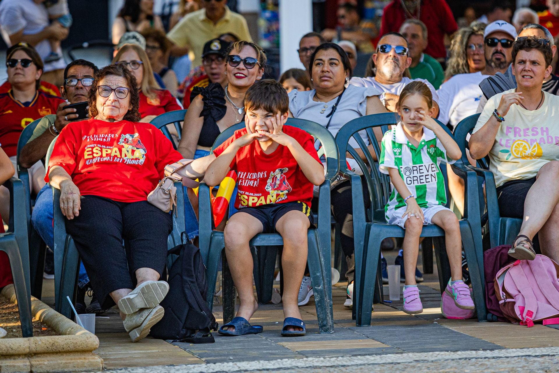 La tanda de penaltis sacó a relucir los nervios de los oscenses tras una final igualada.