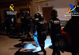 Cae la gran banda de narcos de la Costa de Granada en una macrooperación conjunta.