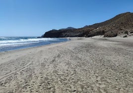 Imagen de archivo de una de las calas del Barronal.