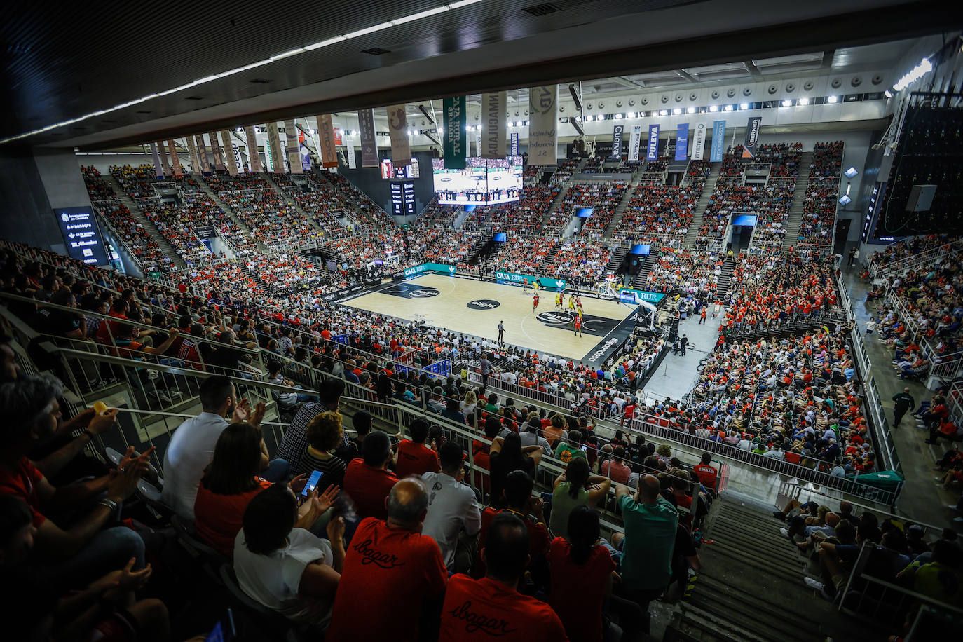 Un partido en el Palacio de los Deportes.
