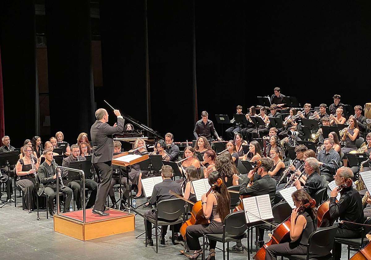 La Banda Sinfónica de la Agrupación Musical San Indalecio ofrece un viaje emocional por el Mediterráneo